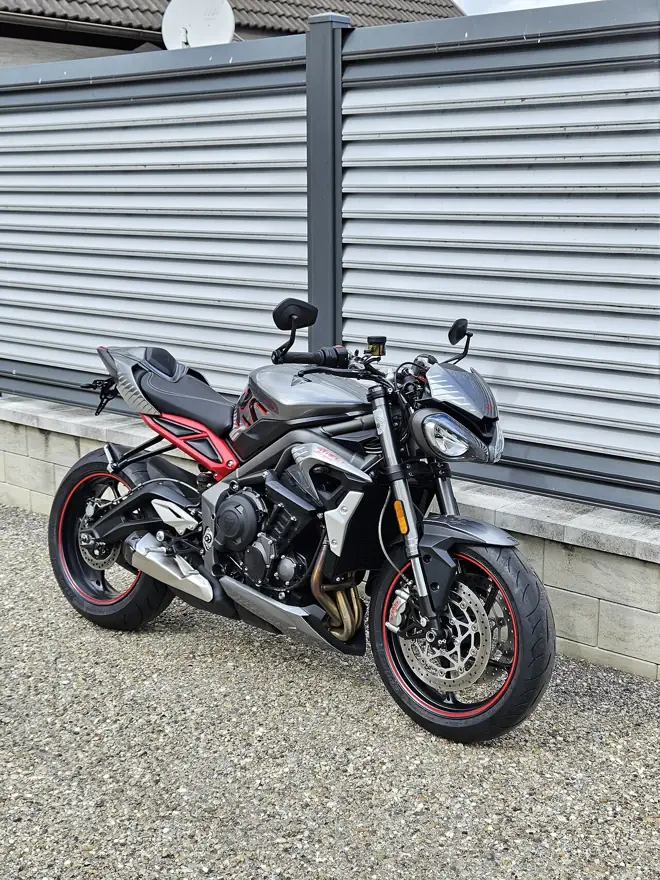Triumph Street Triple 765 RS
