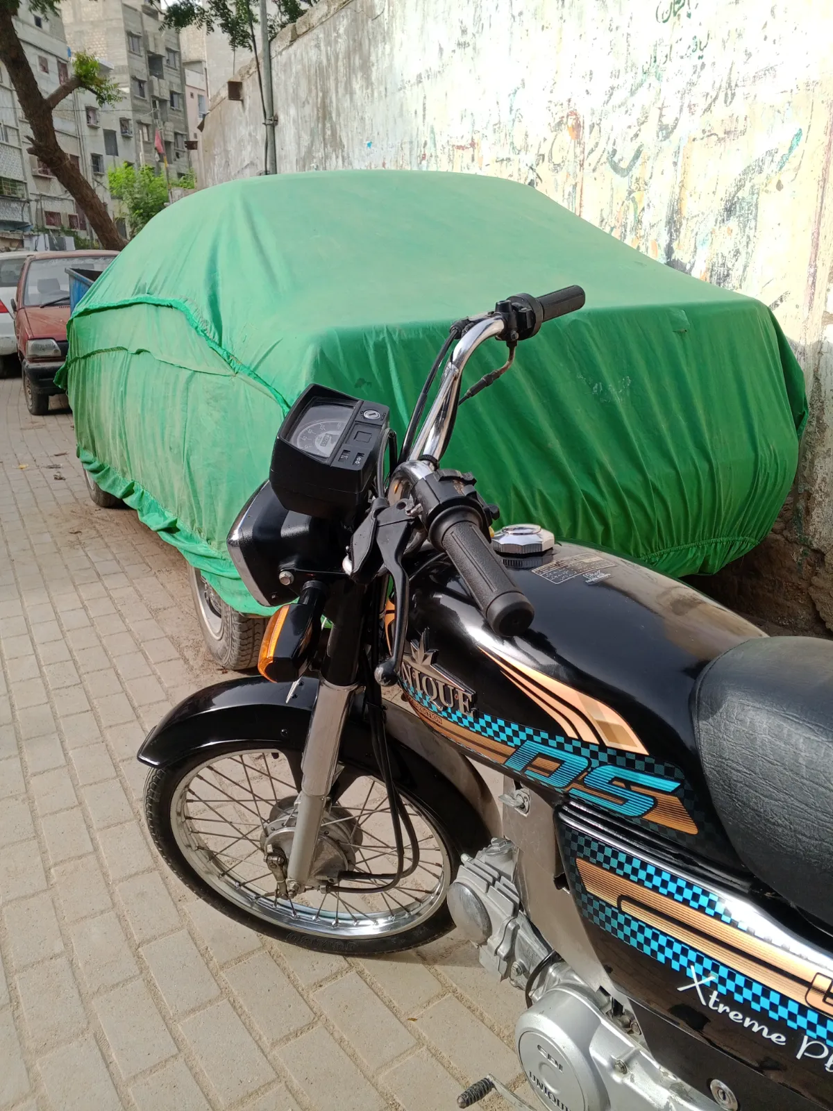 Unique Xtreme UD 70 2025 (2/4)