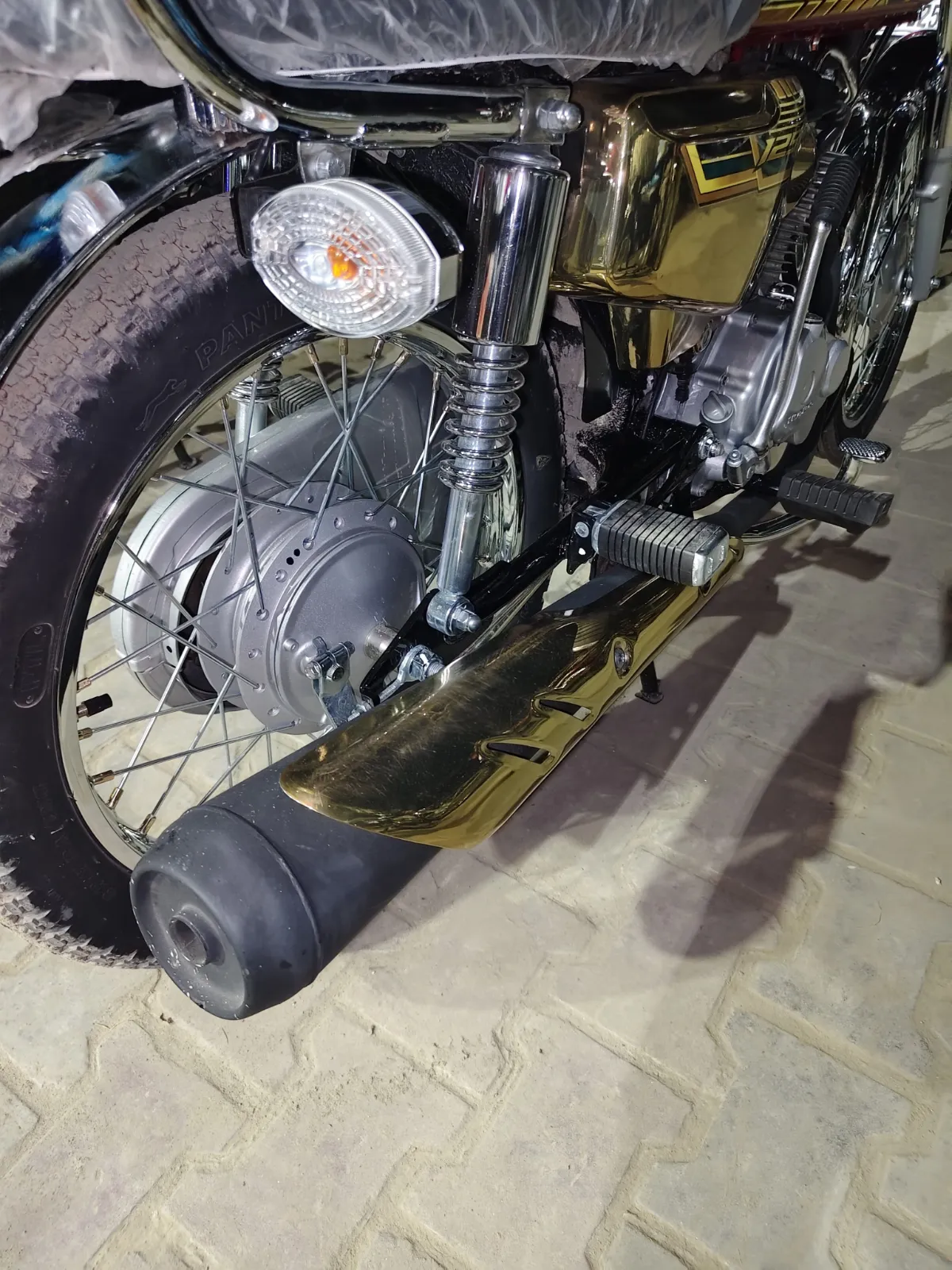 Honda CG 125S Gold 2026 (4/5)