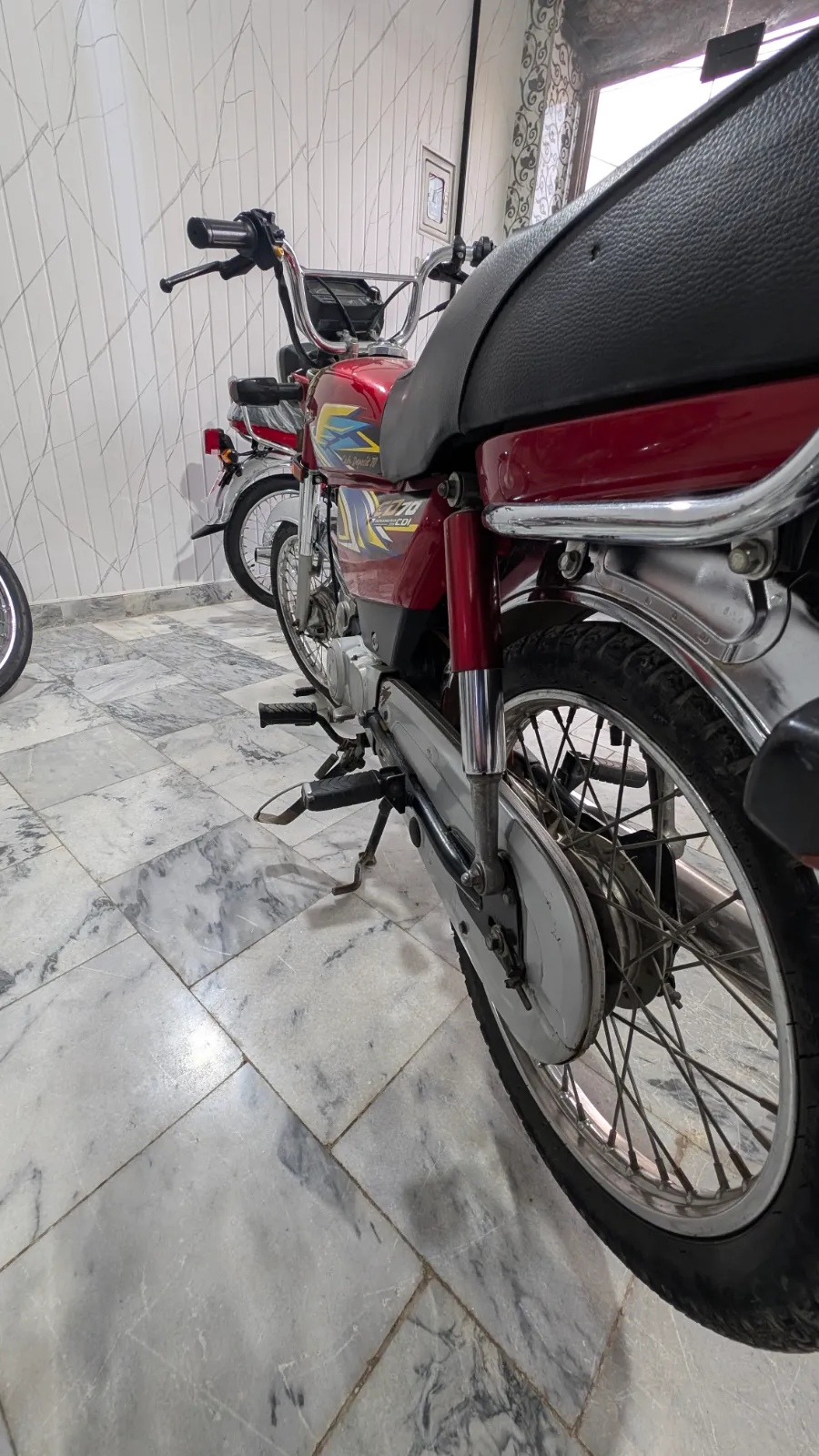 Honda CD 70 2020 (4/4)