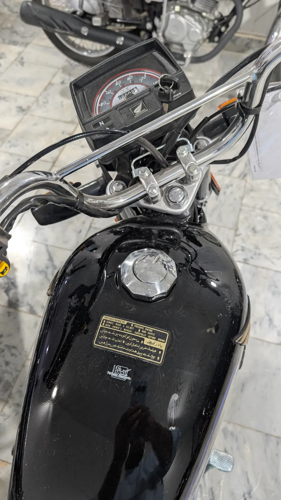 Honda CD 70 2027 (3/4)