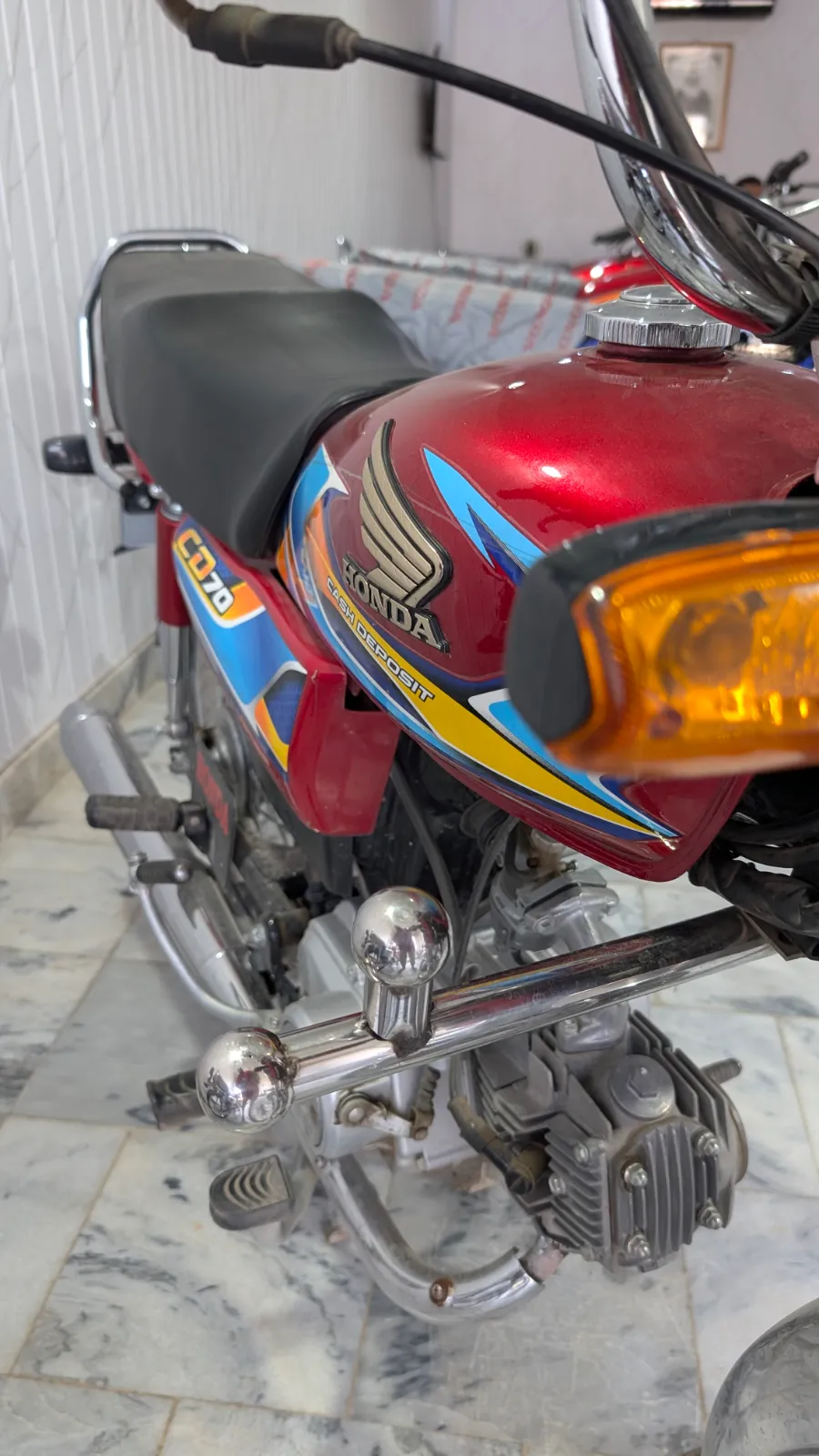 Honda CD 70 2025 (3/4)